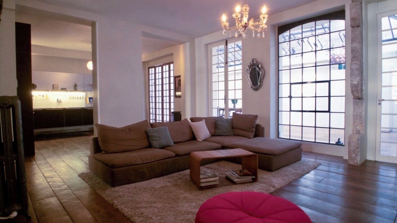Photo of Livingroom in Arts-et-Metiers