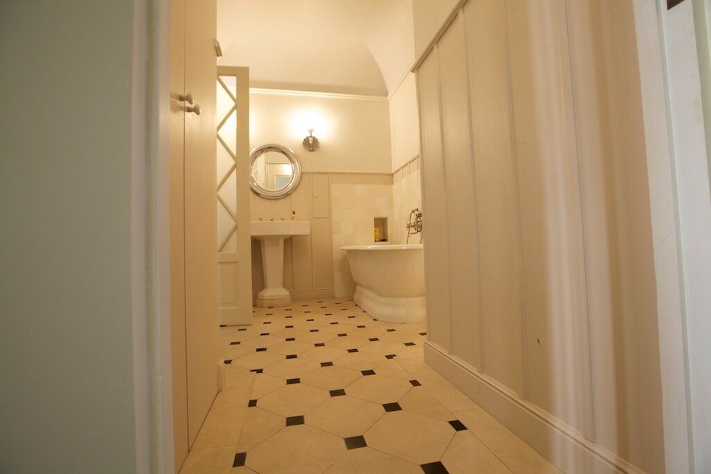 Photo of Bathroom in Arts-et-Metiers