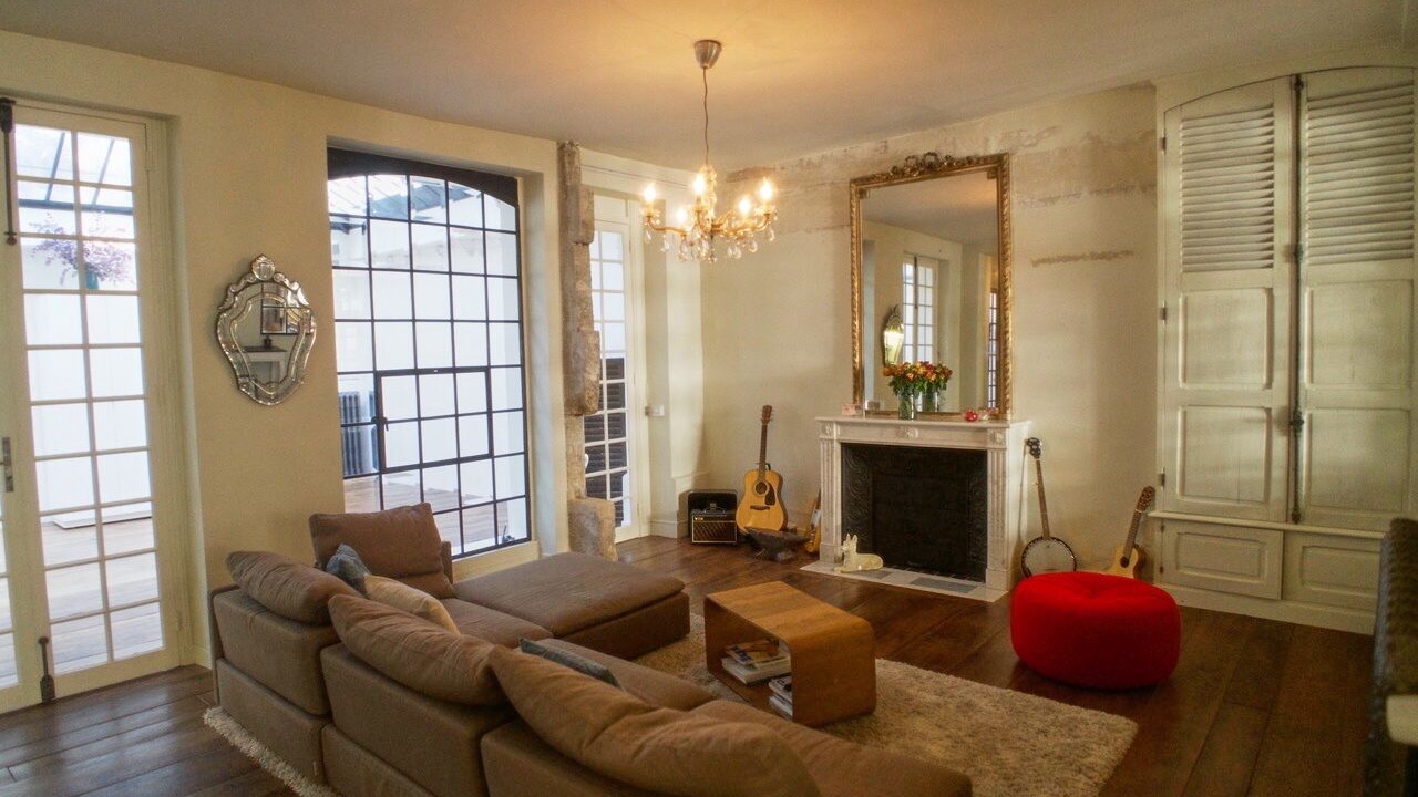 Photo of Livingroom in Arts-et-Metiers