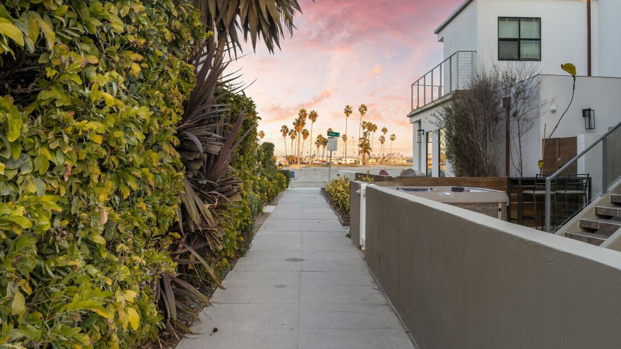 Photo of Outdoor in Mission Beach
