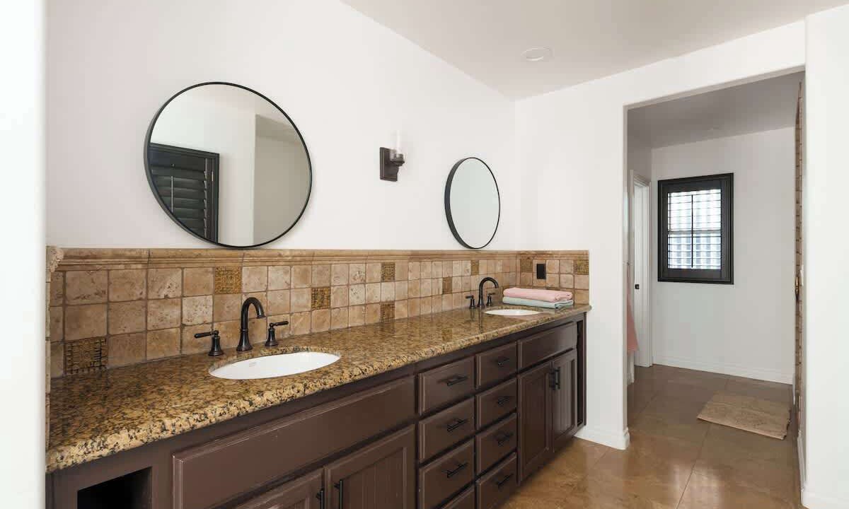 Photo of Bathroom in University Heights