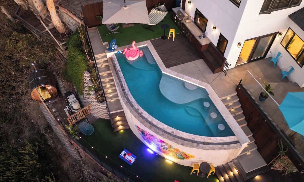 Photo of Outdoor in University Heights