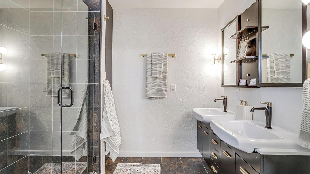 Photo of Bathroom in Westworth Village