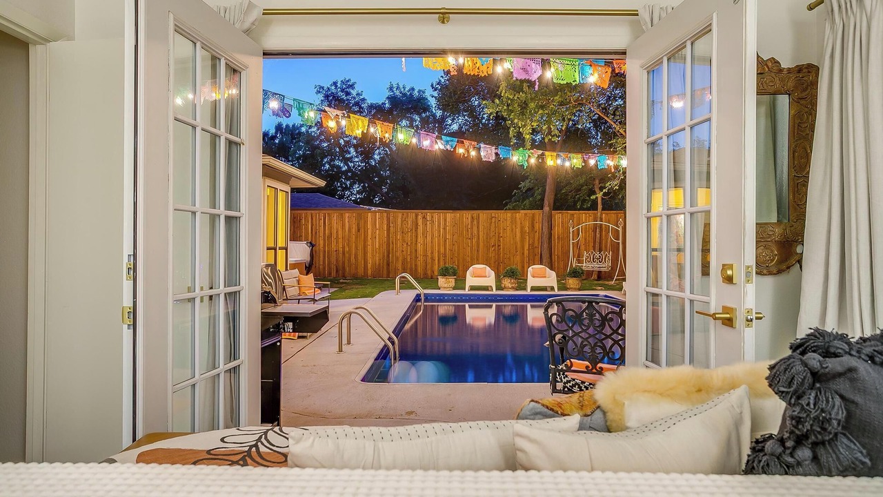 Photo of Outdoor in Westworth Village