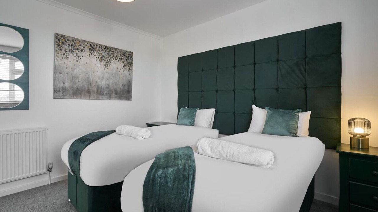 Photo of Others in Staple Hill