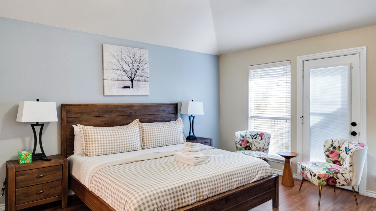 Photo of Bedroom in Burleson