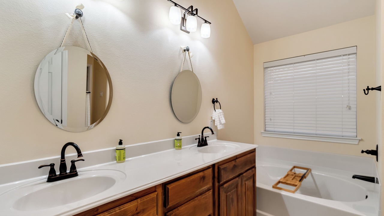 Photo of Bathroom in Burleson