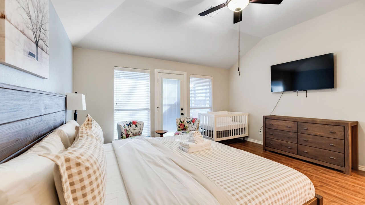 Photo of Bedroom in Burleson