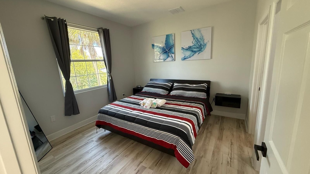 Photo of Bedroom in Palm River-Clair Mel