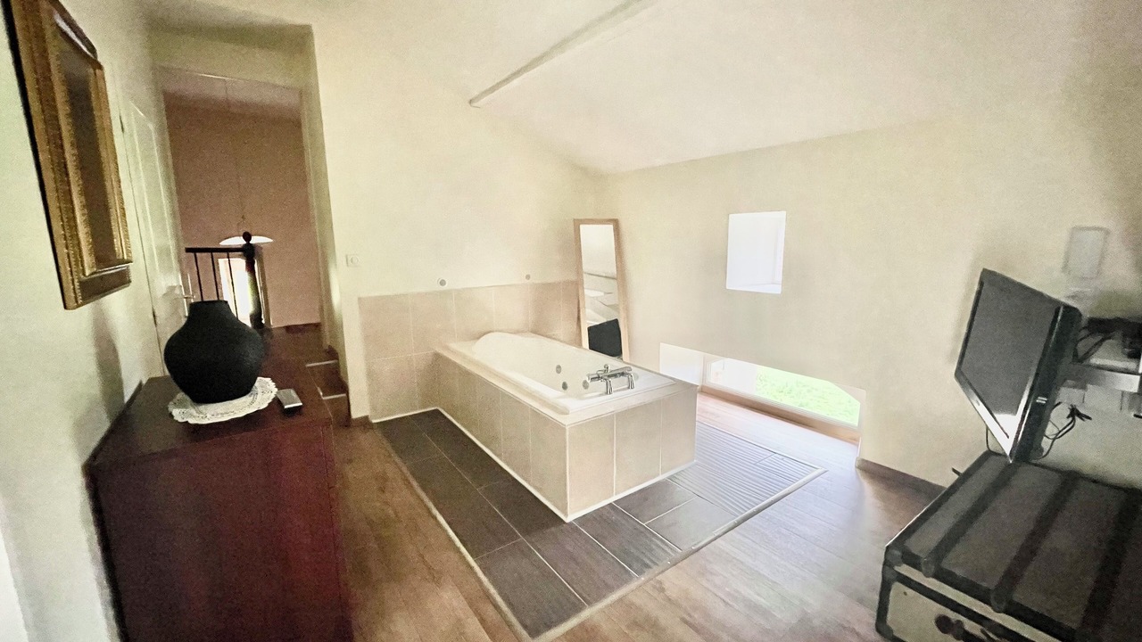Photo of Bathroom in Arguenos