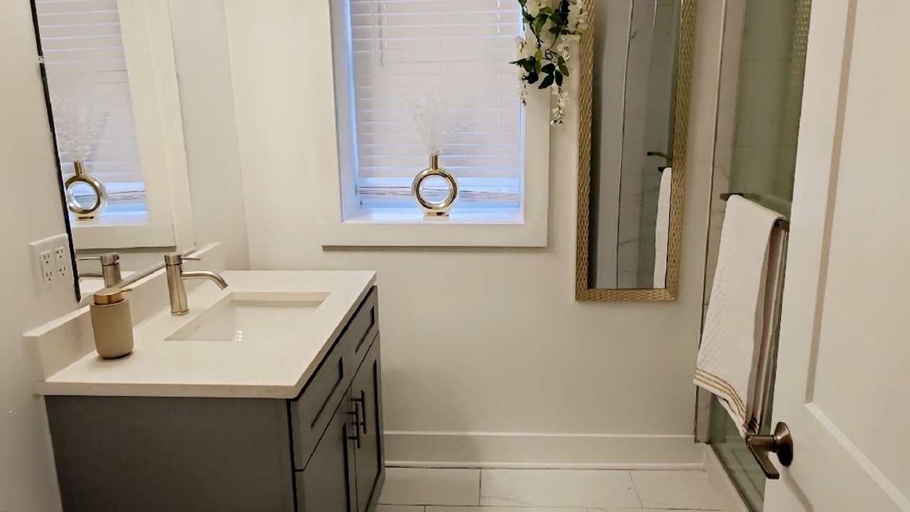 Photo of Bathroom in Midtown