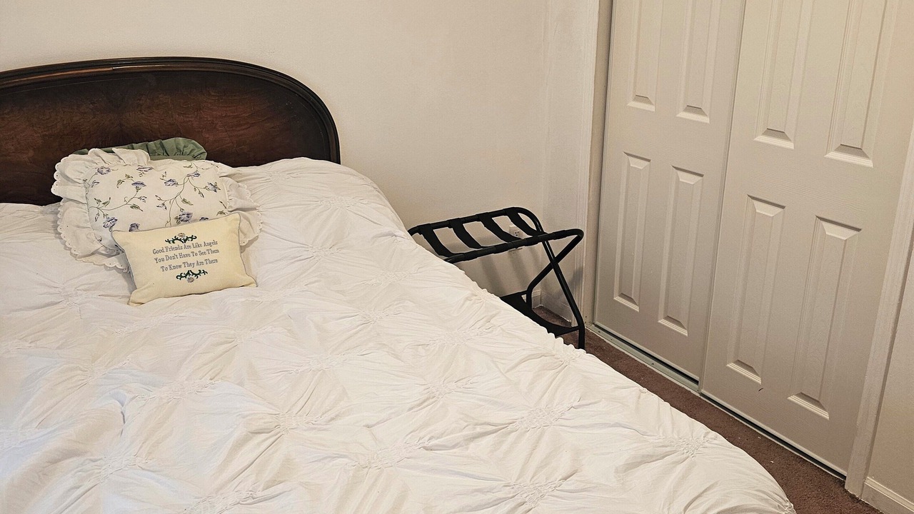 Photo of Bedroom in Fenton