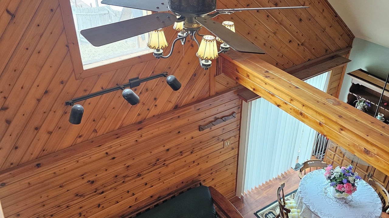 Photo of Livingroom in Fenton