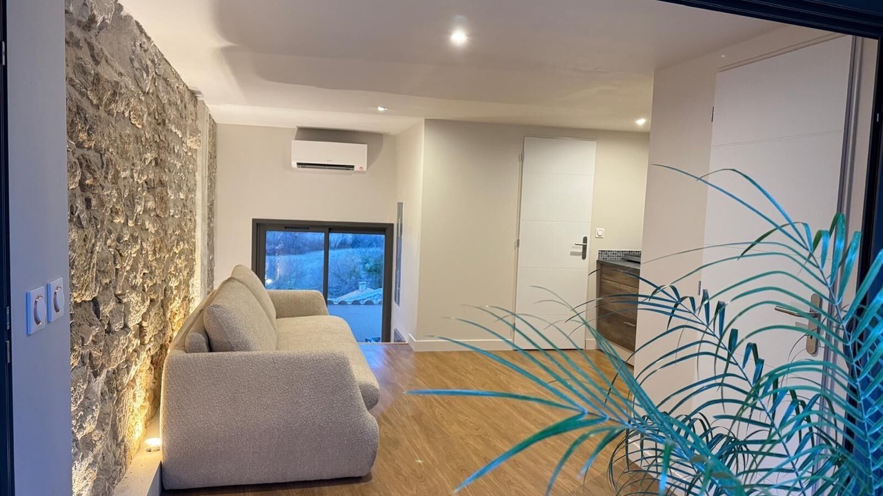 Photo of Livingroom in Balaruc-le-Vieux