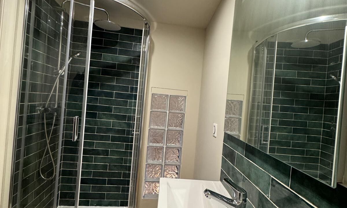 Photo of Bathroom in Balaruc-le-Vieux