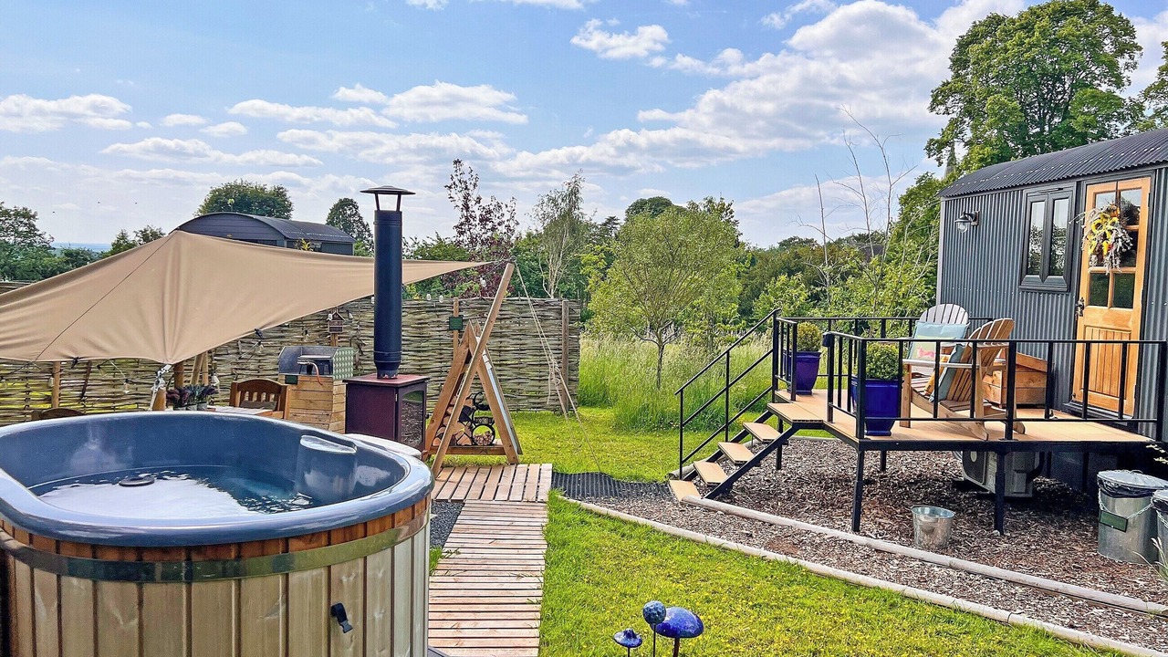 Photo of Others in Retford