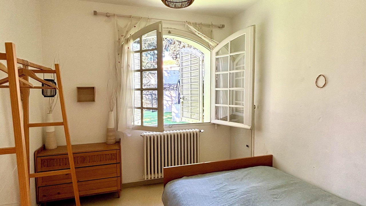 Photo of Bedroom in Lemasson
