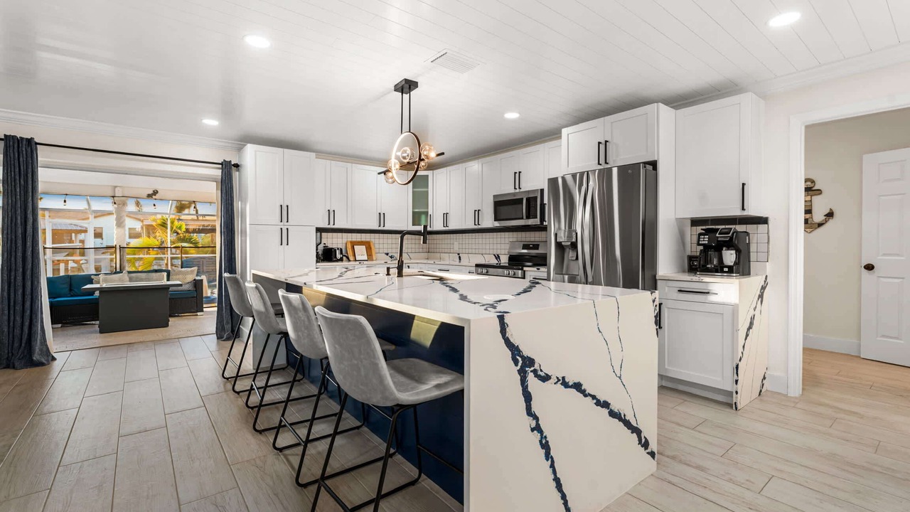 Photo of Others in Apollo Beach