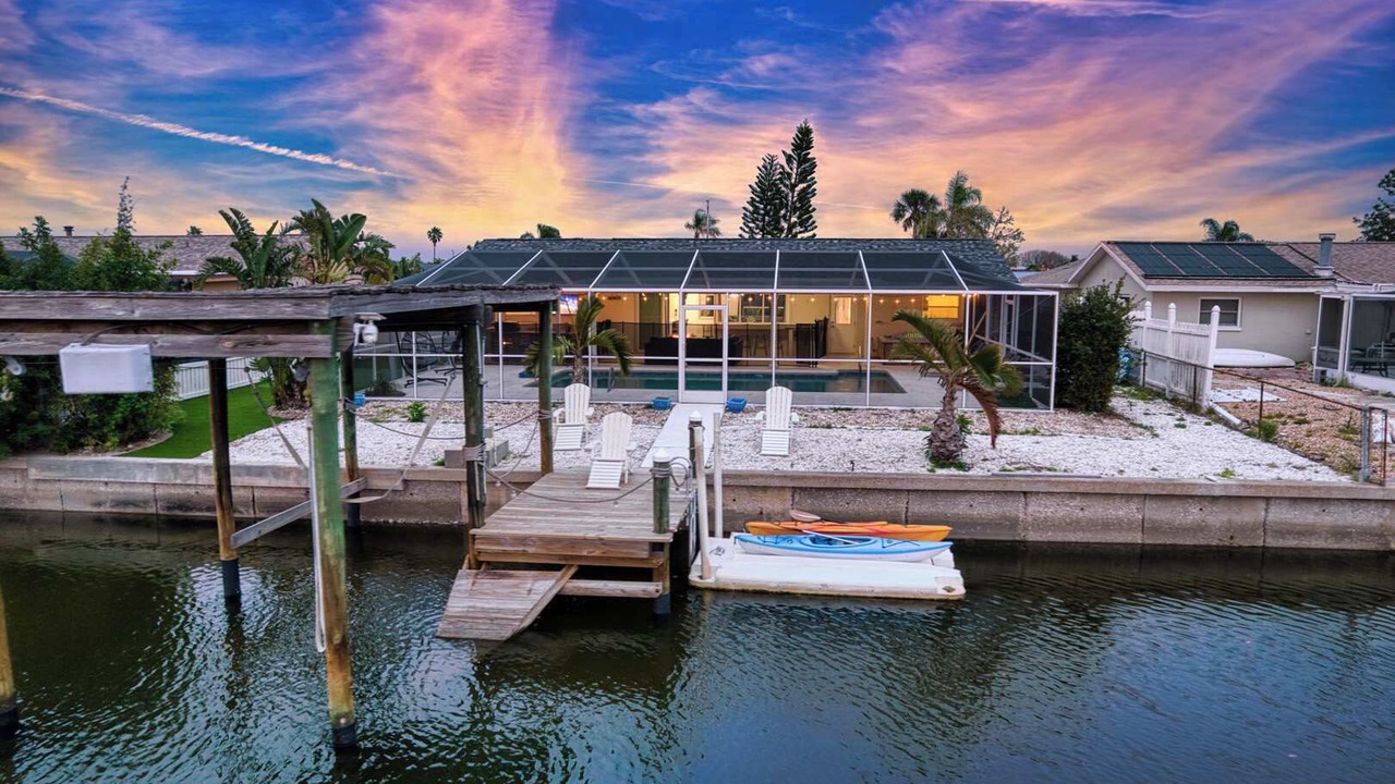 Photo of Others in Apollo Beach