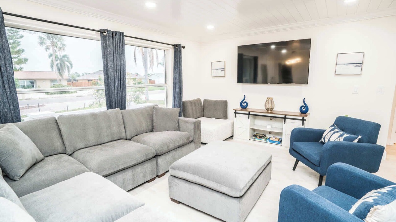 Photo of Others in Apollo Beach