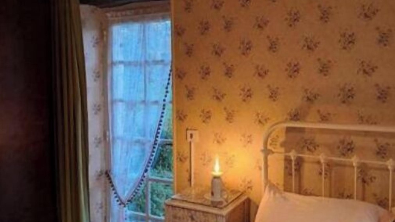 Photo of Bedroom in Castelnau-de-Brassac