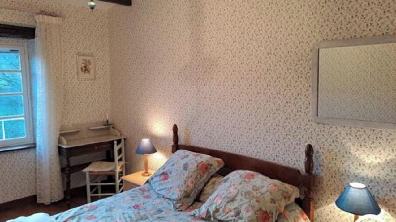 Photo of Bedroom in Castelnau-de-Brassac