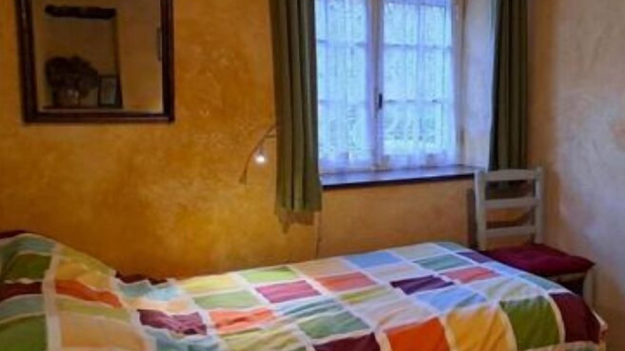 Photo of Bedroom in Castelnau-de-Brassac