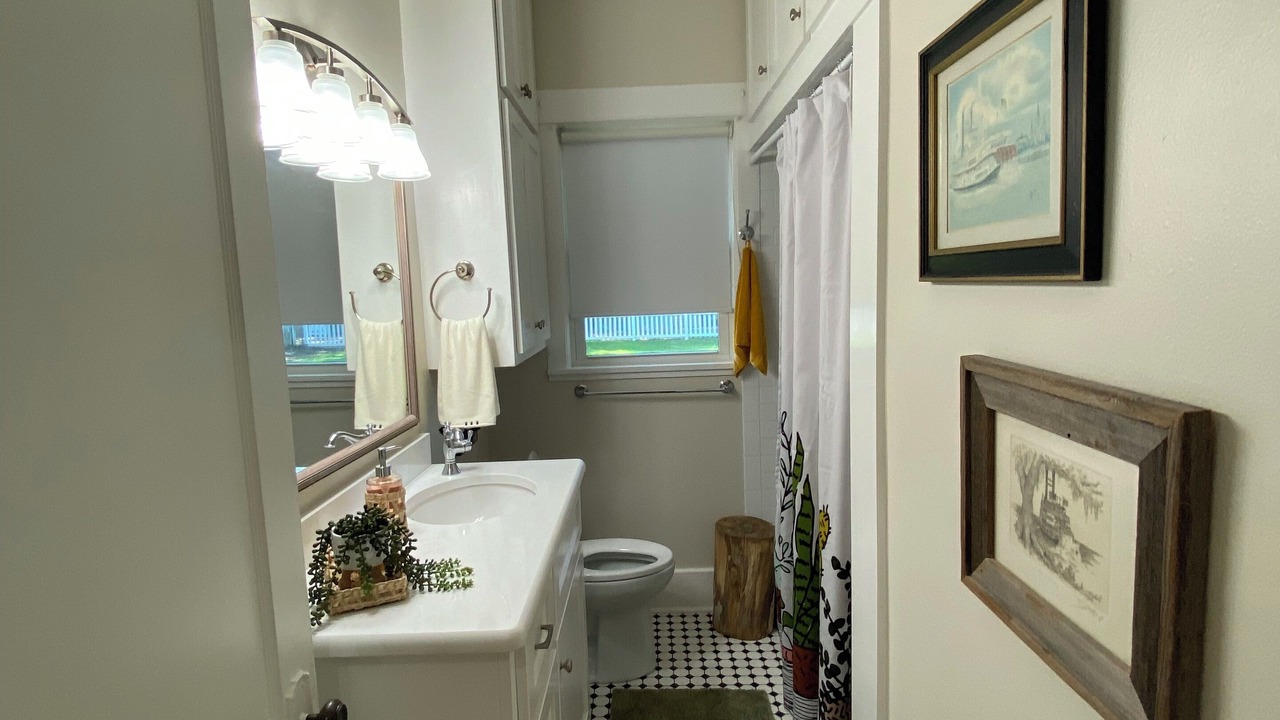 Photo of Bathroom in Monroe