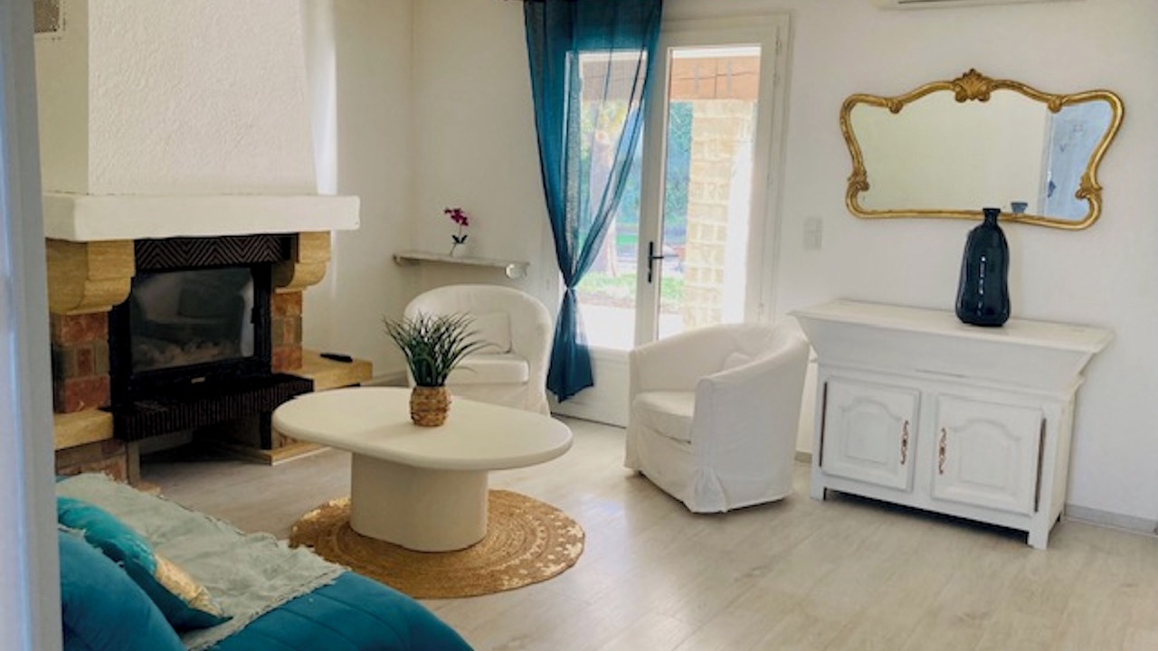 Photo of Livingroom in Aubagne