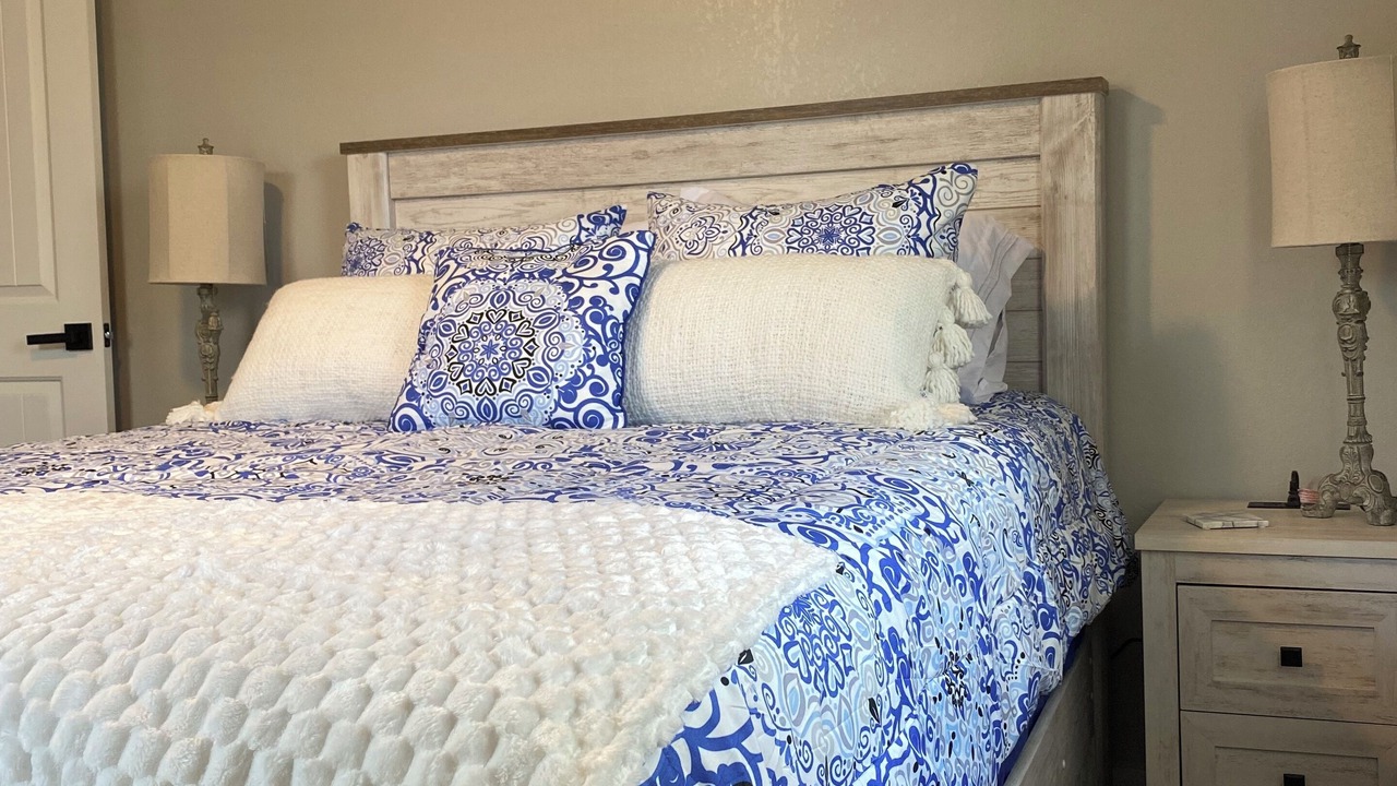 Photo of Bedroom in Marshall