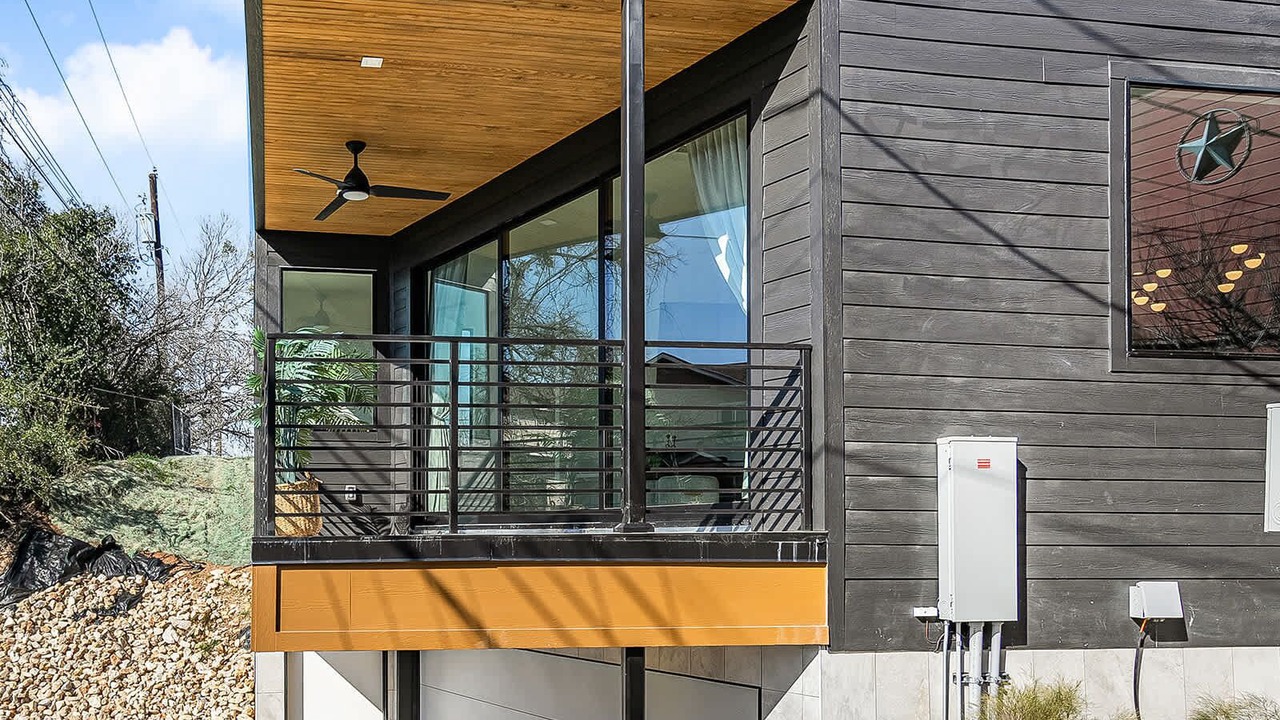 Photo of Outdoor in Rosewood