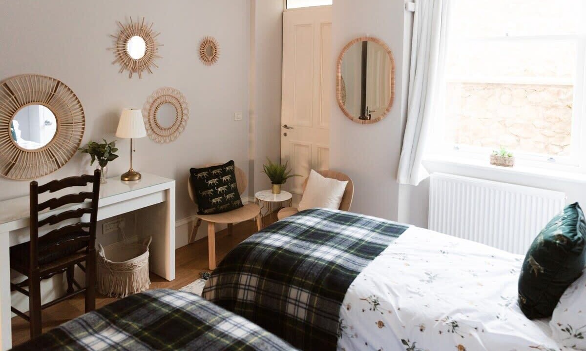 Photo of Others in Dowanhill