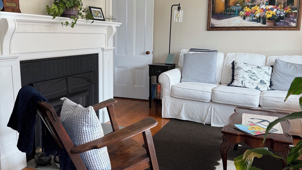 Photo of Livingroom in Plymouth