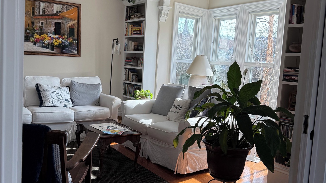 Photo of Livingroom in Plymouth