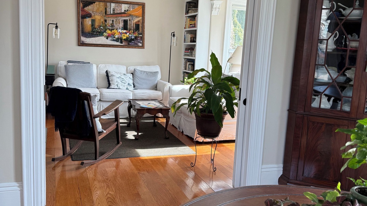 Photo of Livingroom in Plymouth