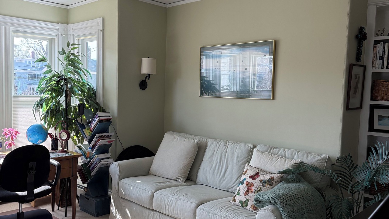 Photo of Livingroom in Plymouth