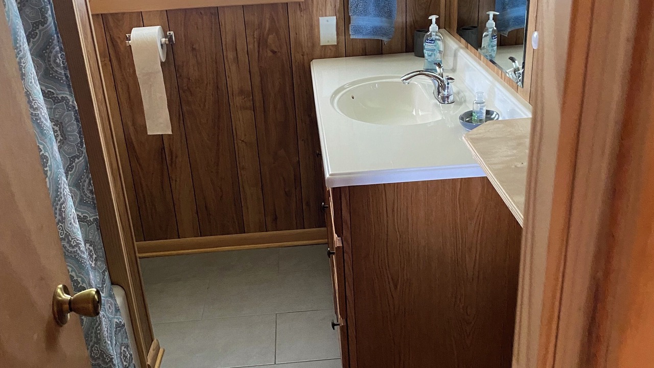 Photo of Bathroom in Farmerville