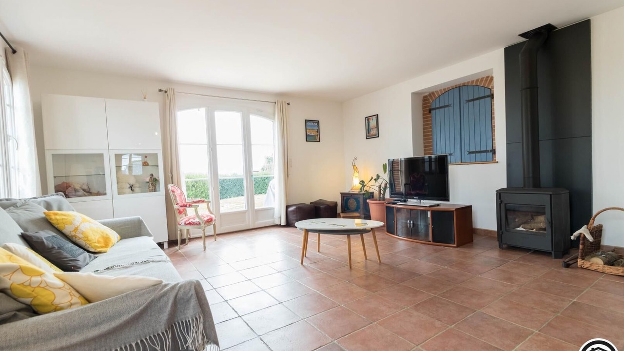 Photo of Livingroom in Nailloux