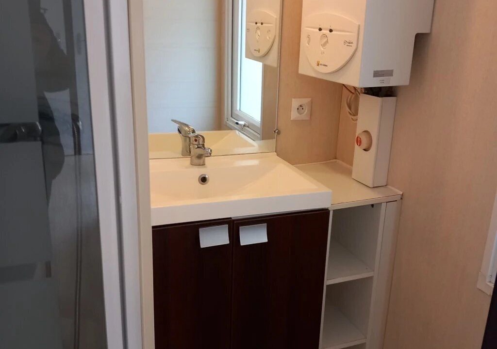 Photo of Bathroom in Fabrezan