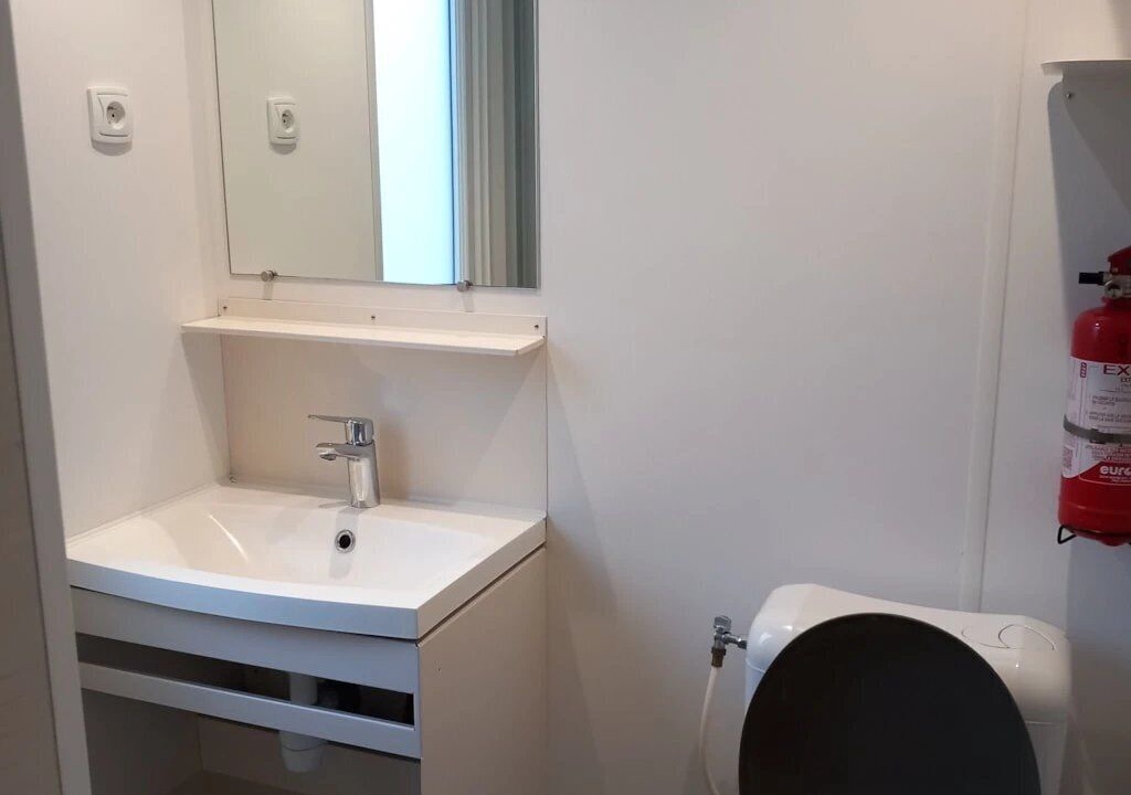 Photo of Bathroom in Fabrezan
