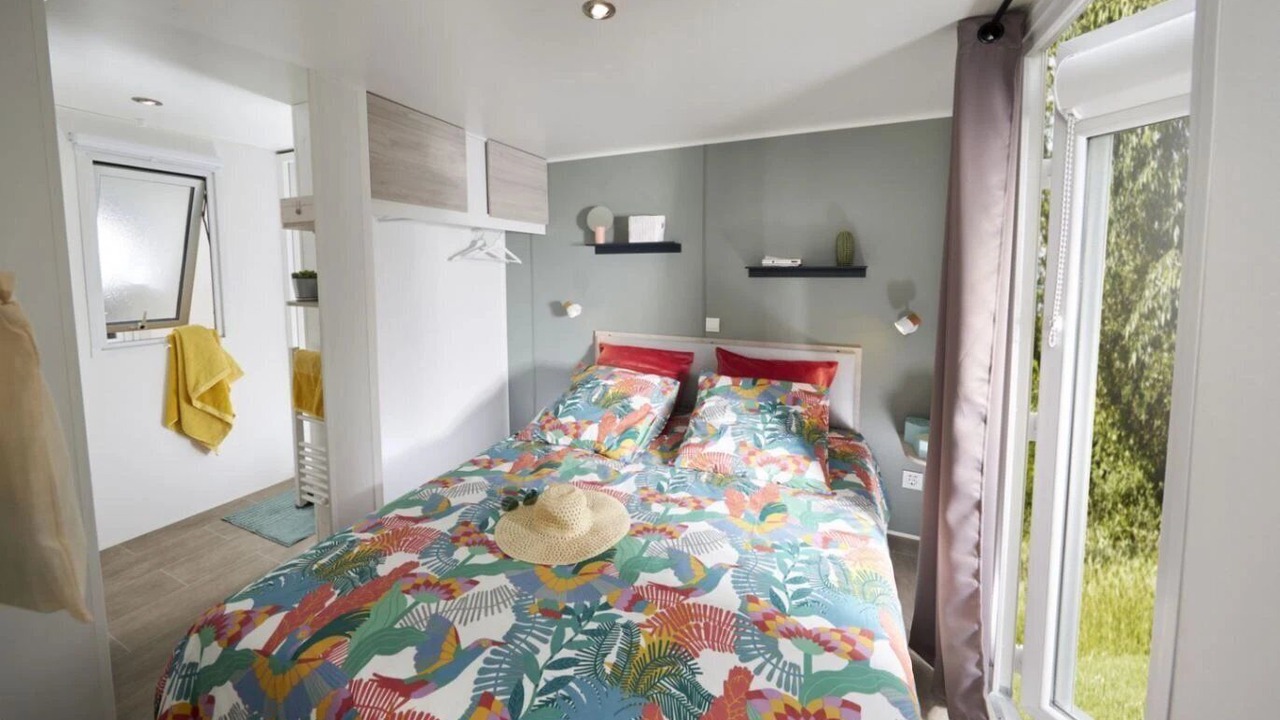 Photo of Bedroom in Angles