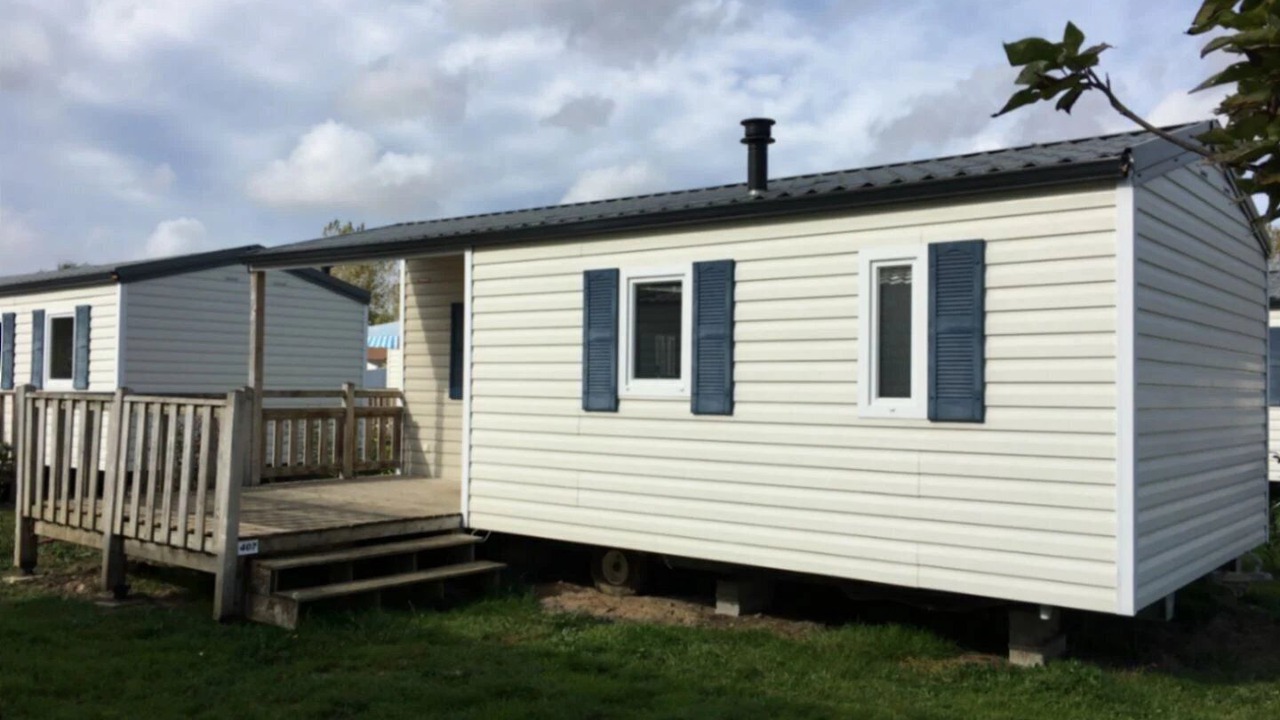 Photo of Outdoor in Angles