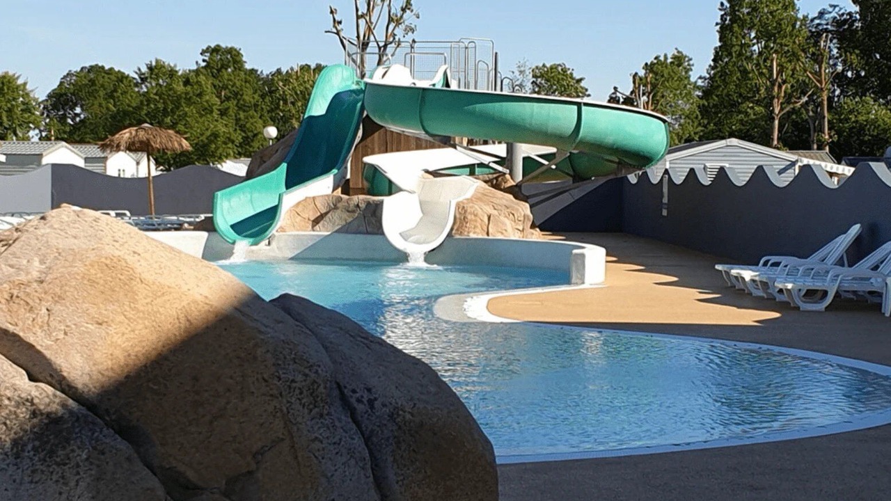 Photo of Outdoor in Angles