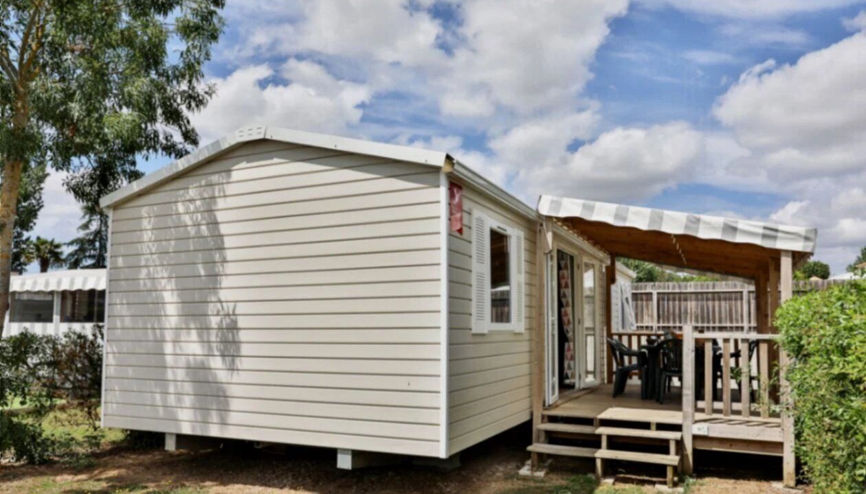 Photo of Outdoor in Angles