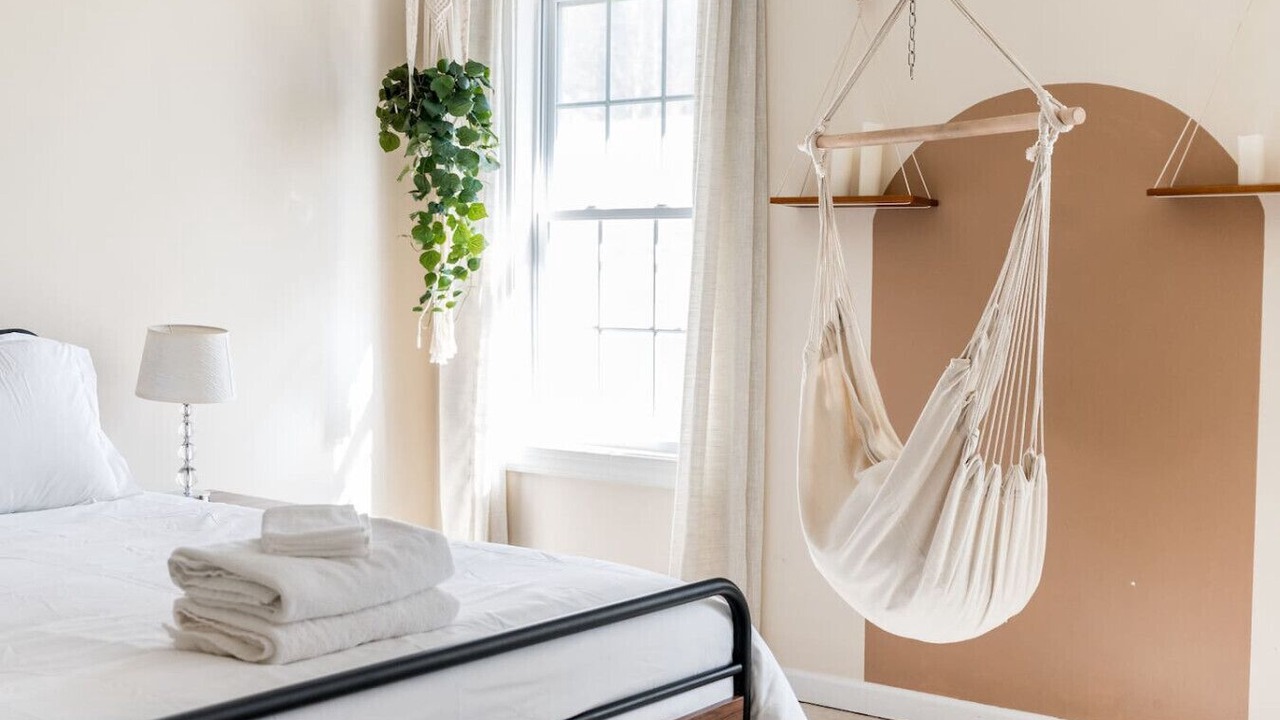 Photo of Bedroom in Apex