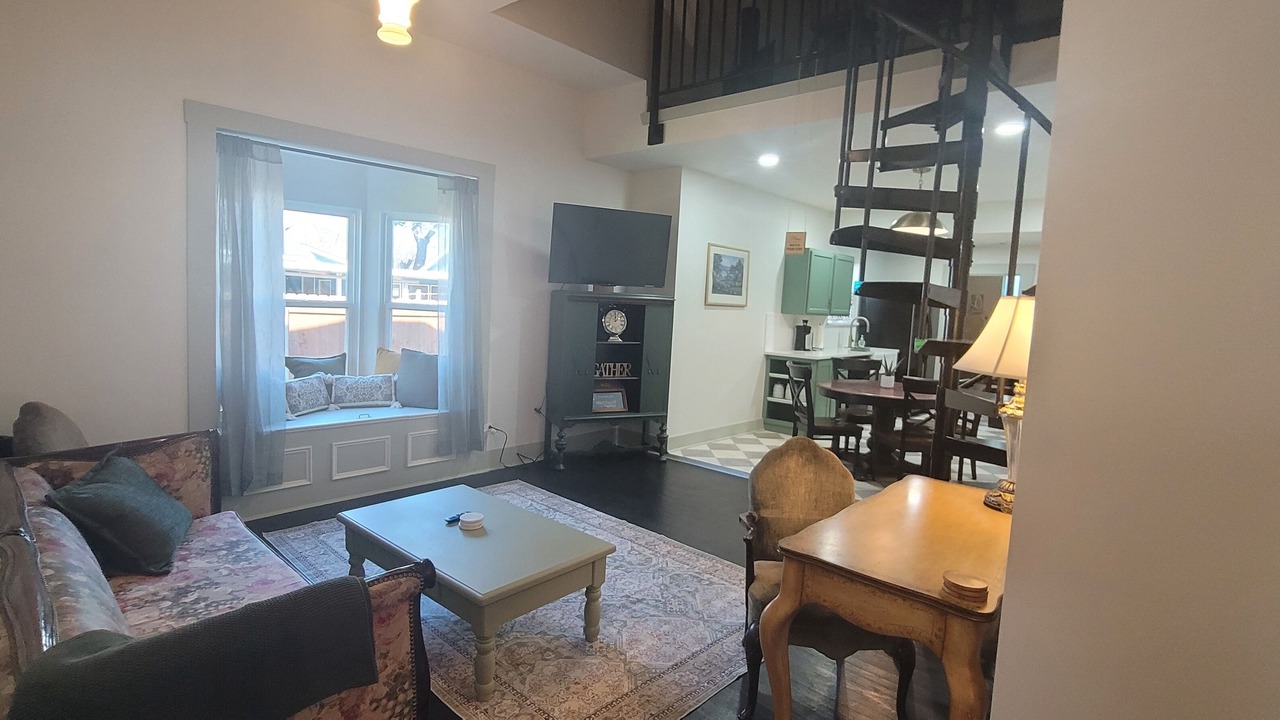 Photo of Bedroom in Cleburne