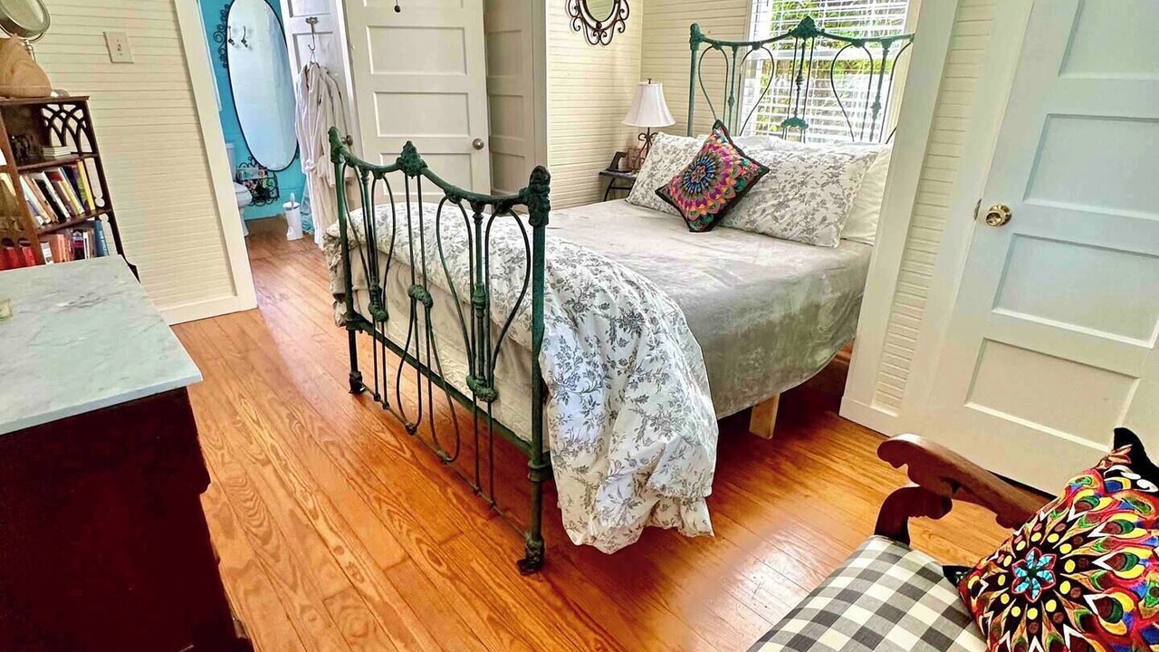 Photo of Bedroom in Round Rock Original Plat