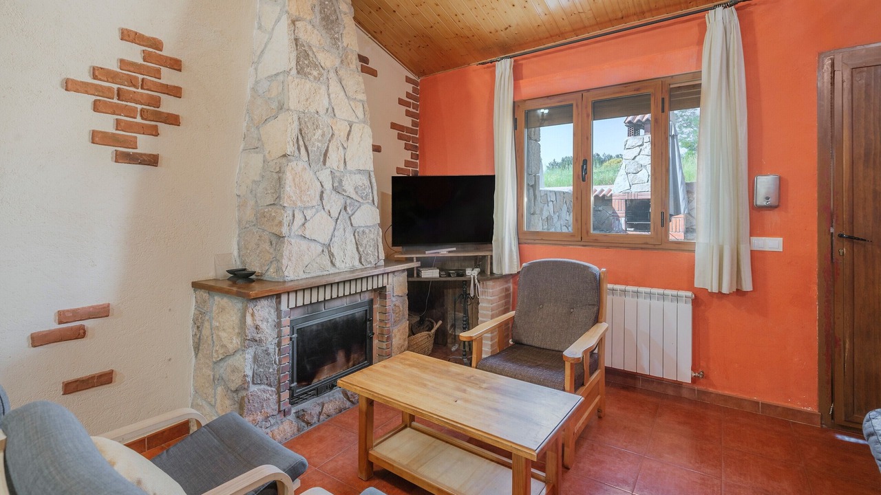 Photo of Livingroom in San Martin de la Vega del Al