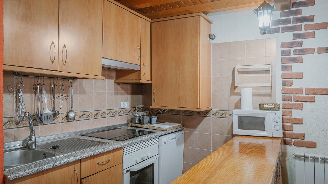 Photo of Kitchen in San Martin de la Vega del Al