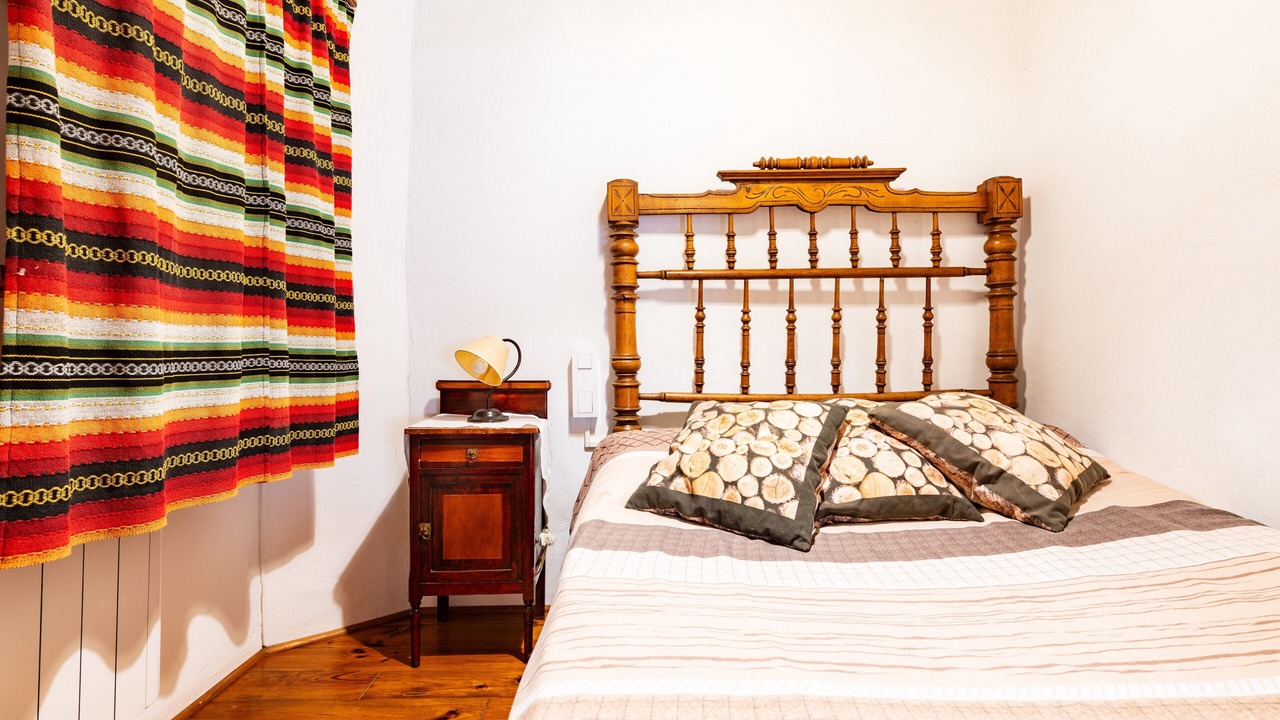 Photo of Bedroom in Aioder